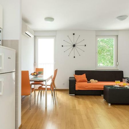 Apartment Marcela With Private Parking Split Kültér fotó
