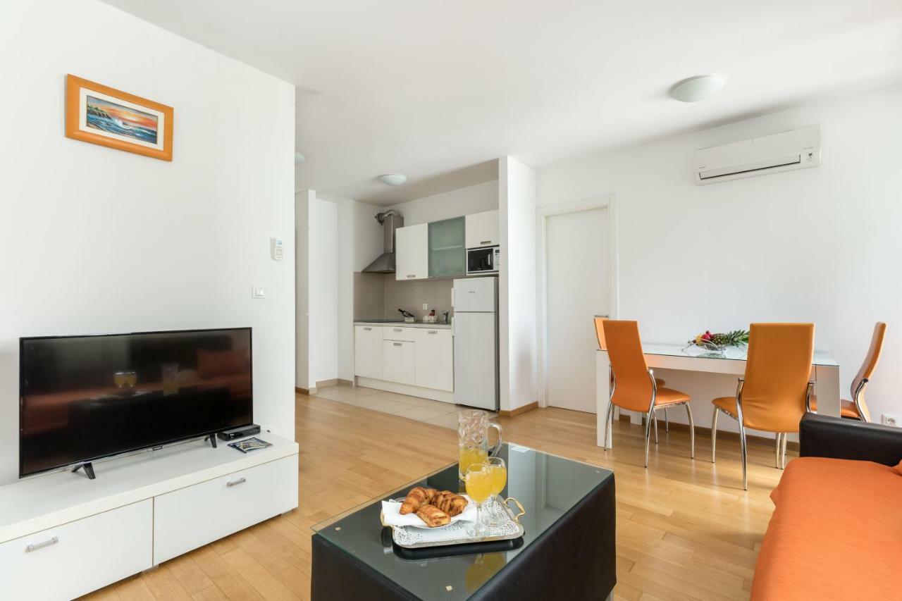 Apartment Marcela With Private Parking Split Kültér fotó