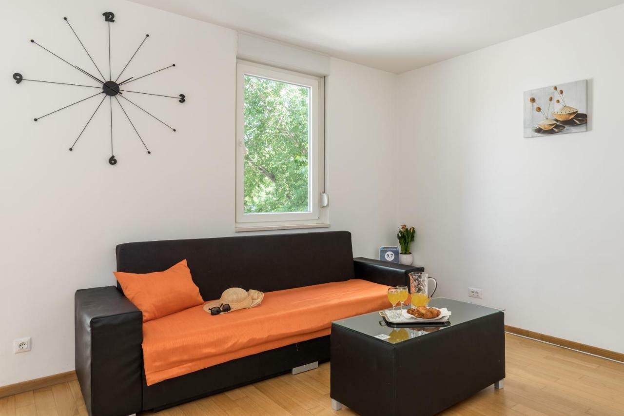 Apartment Marcela With Private Parking Split Kültér fotó